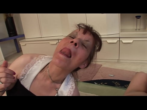 ❤️ Dui nanne è un missiavu anu un trio Porno à noi % co.porn-milf300.ru%
